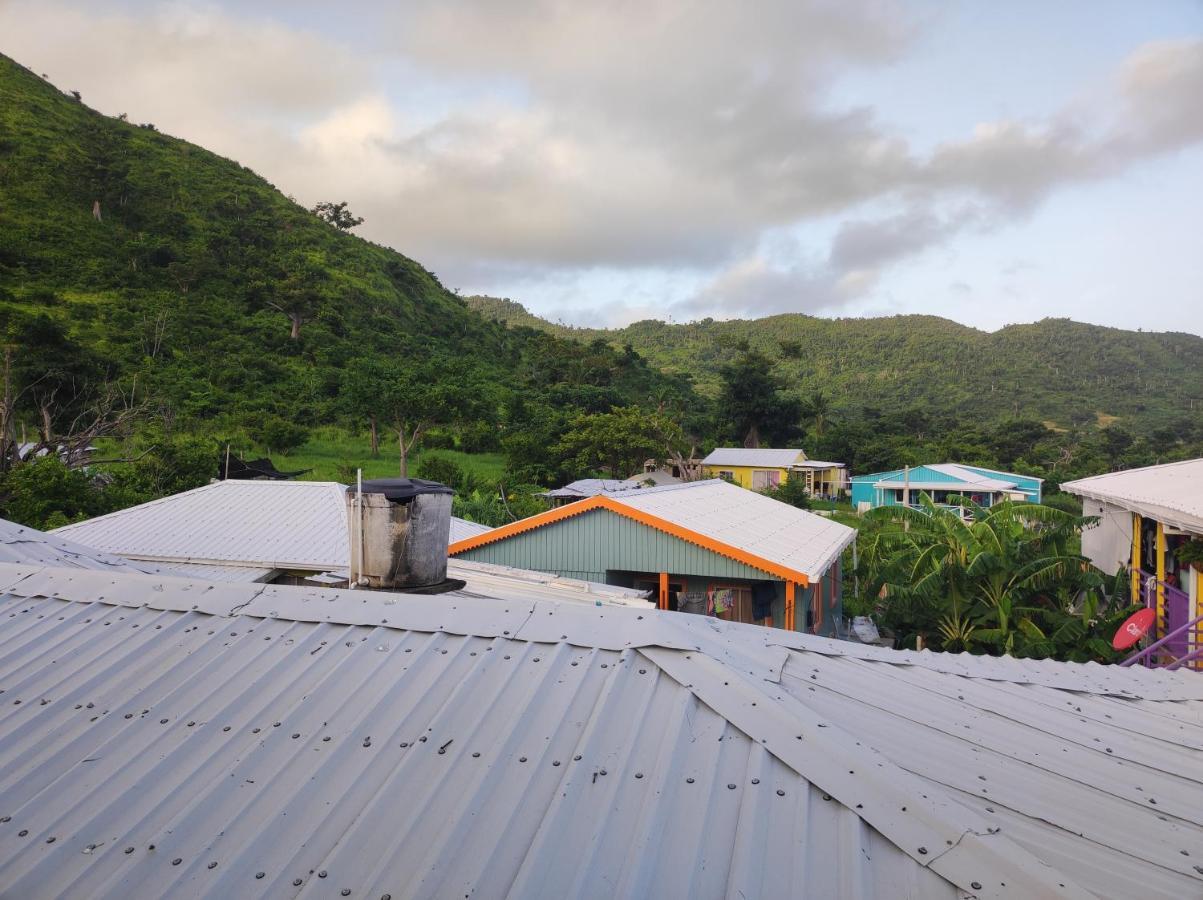 Posada Aleeny Providencia  外观 照片