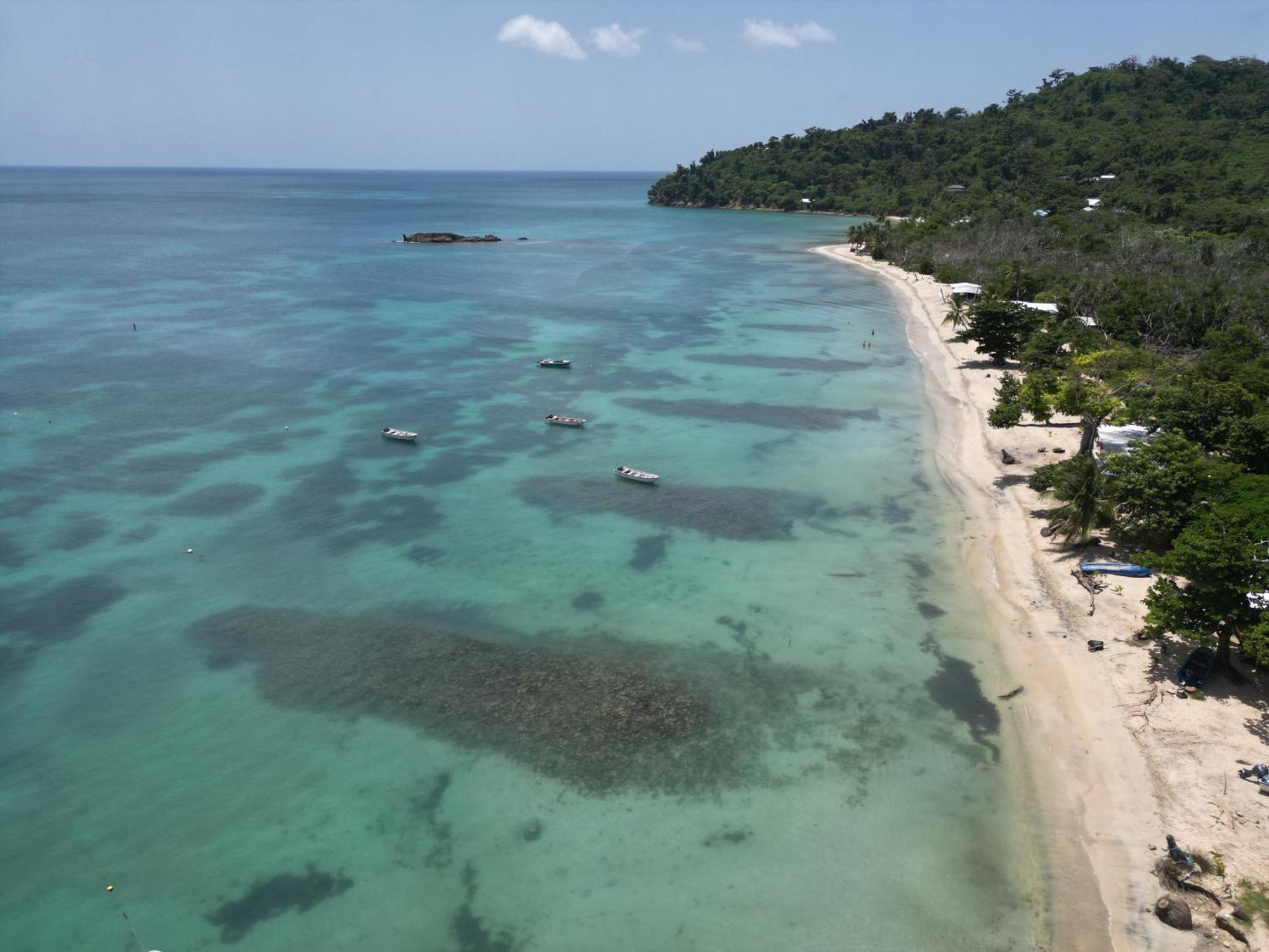 Posada Aleeny Providencia  外观 照片