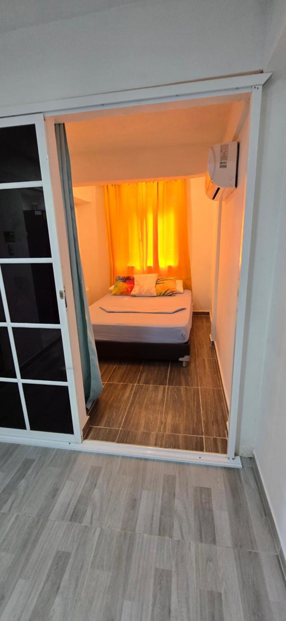 Posada Aleeny Providencia  外观 照片